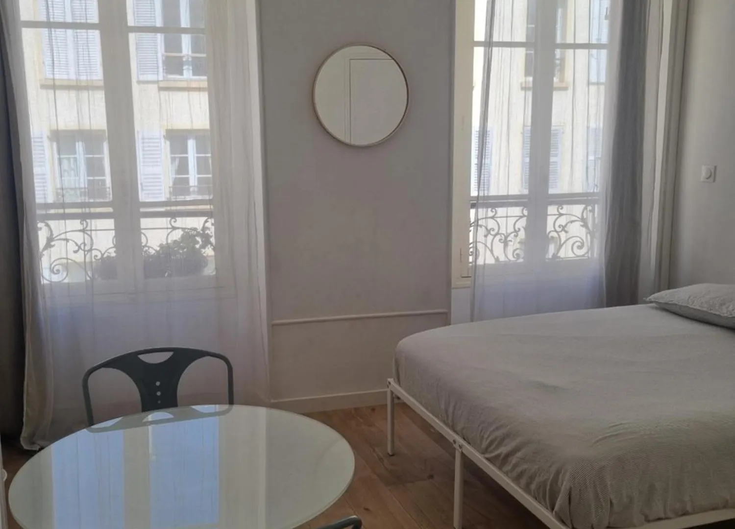 Chambre Privee - Vue Tour Eiffel Paris France
