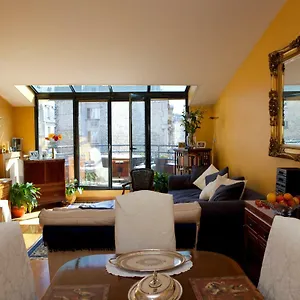 52 Clichy - D'hôtes Paris
